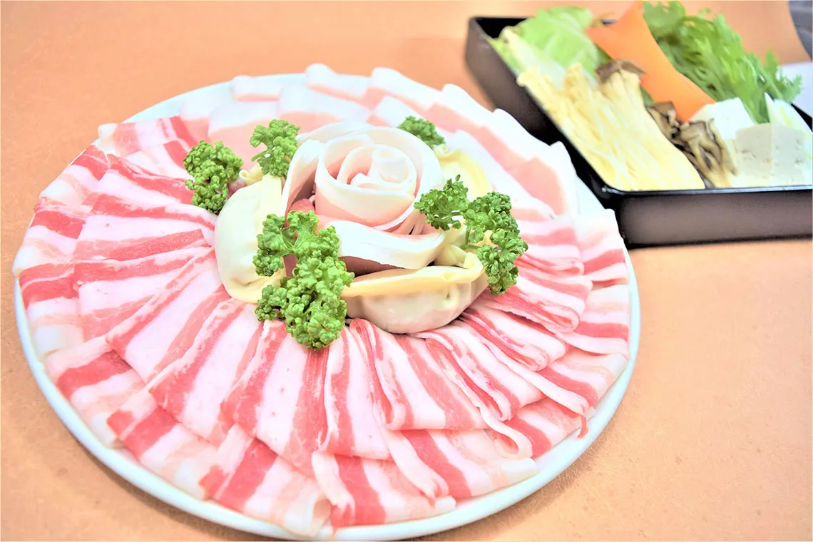 thinly sliced agu pork
